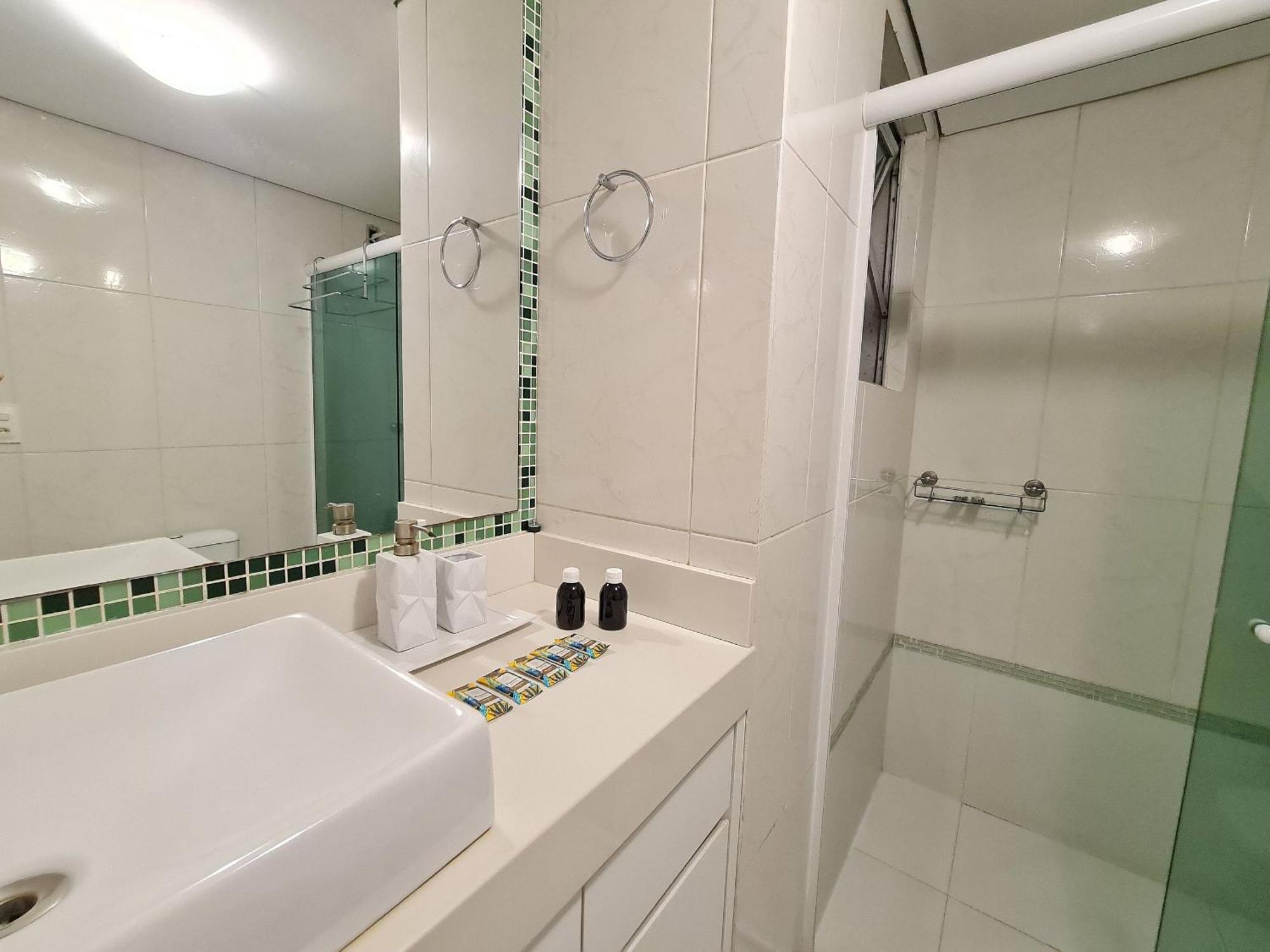 Apartamento 17 - Centro Bc - 2 Quartos C/ Garden E Garagem Balneario Camboriu