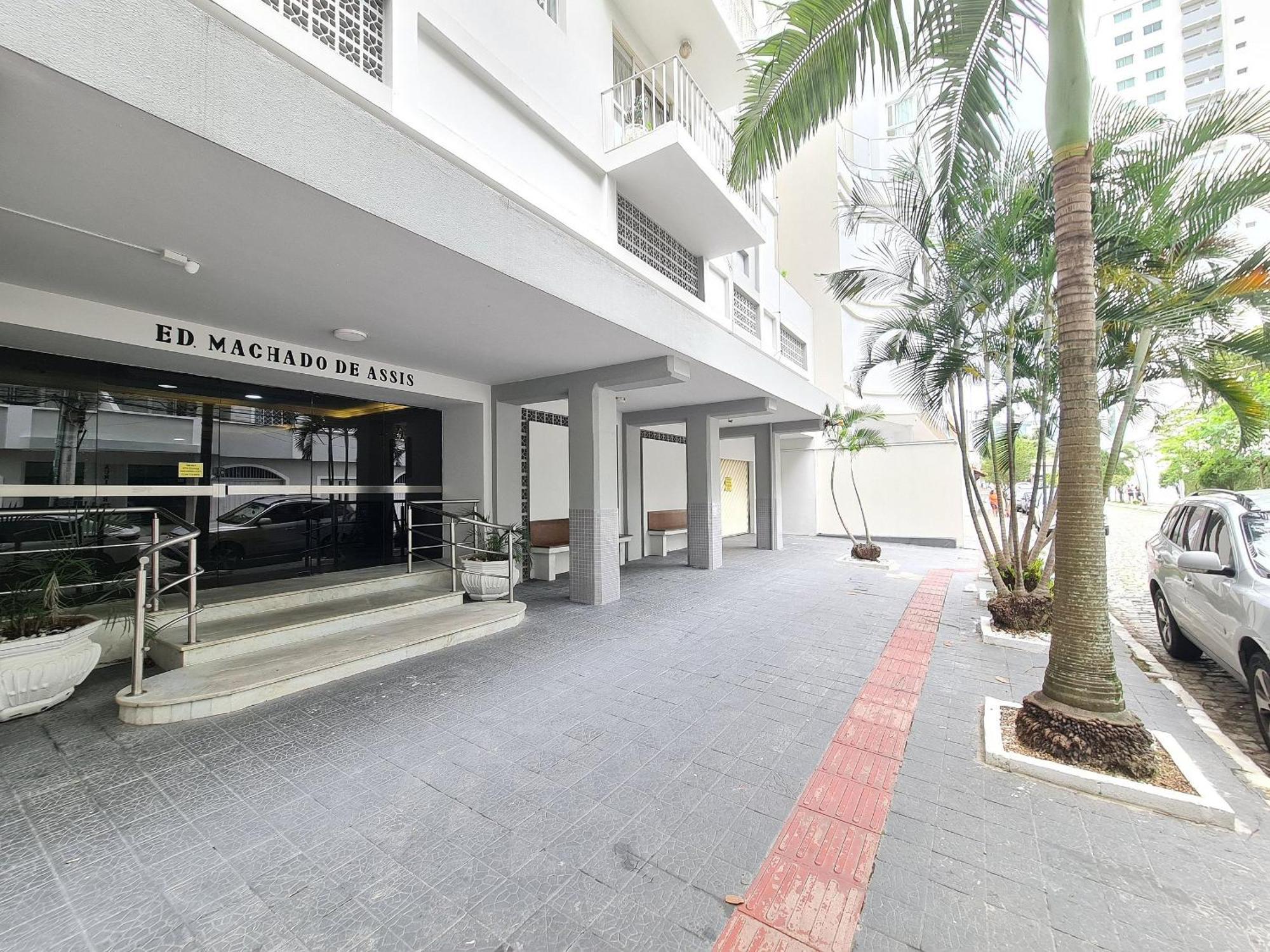 Apartamento 17 - Centro Bc - 2 Quartos C/ Garden E Garagem *