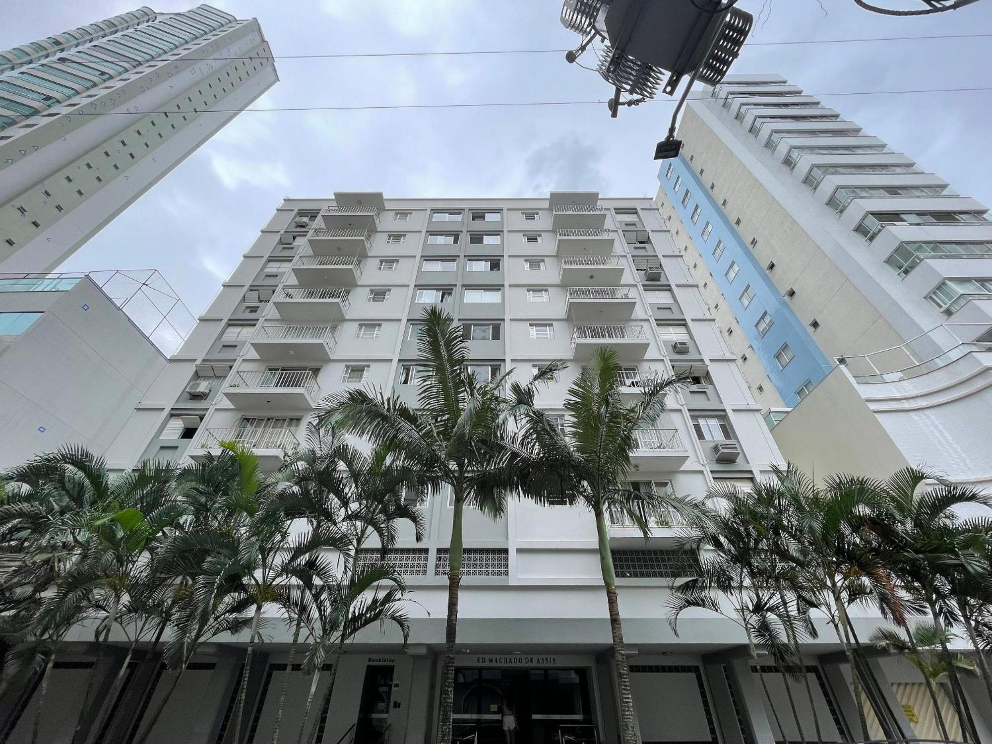 Apartamento 17 - Centro Bc - 2 Quartos C/ Garden E Garagem